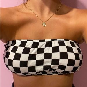 LF crop top bandeu!!!!! 🏁